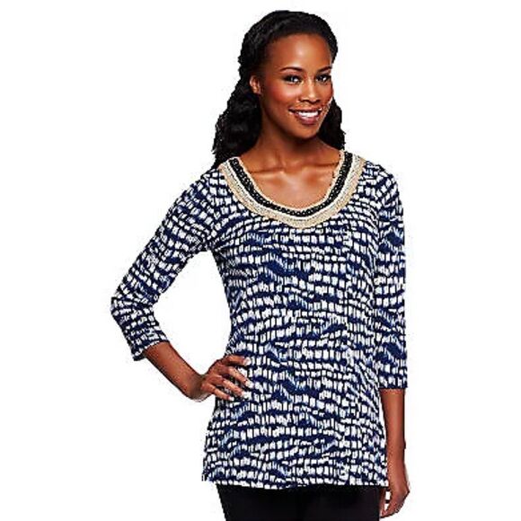 Susan Graver Womens 2X Printed Liquid Knit Top Black Beaded Embellishments NWT - Picture 2 of 4